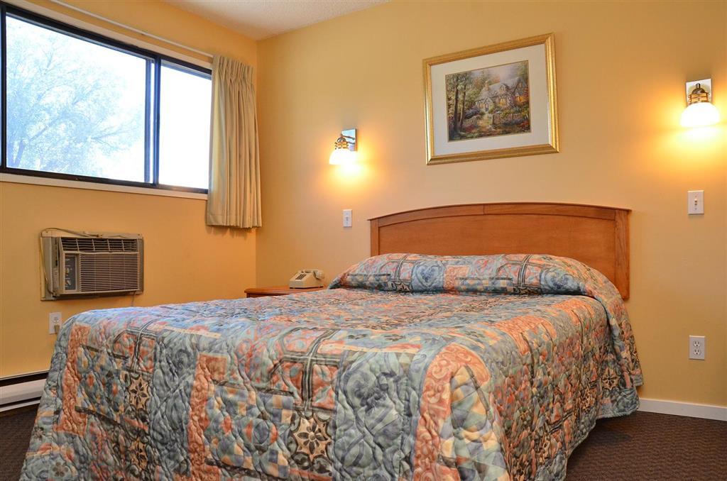 Canadas Best Value Inn Kelowna Bilik gambar