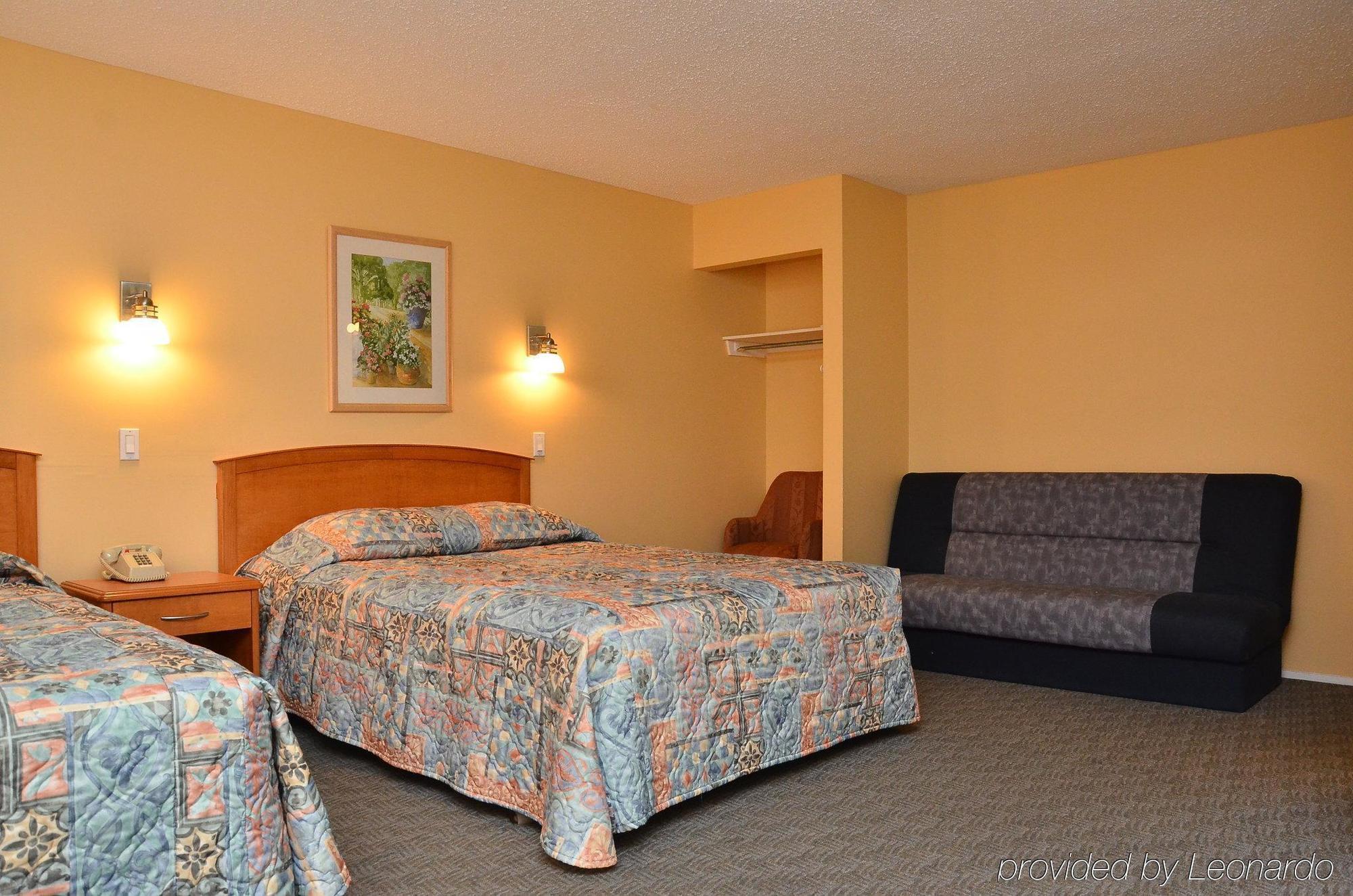 Canadas Best Value Inn Kelowna Bilik gambar
