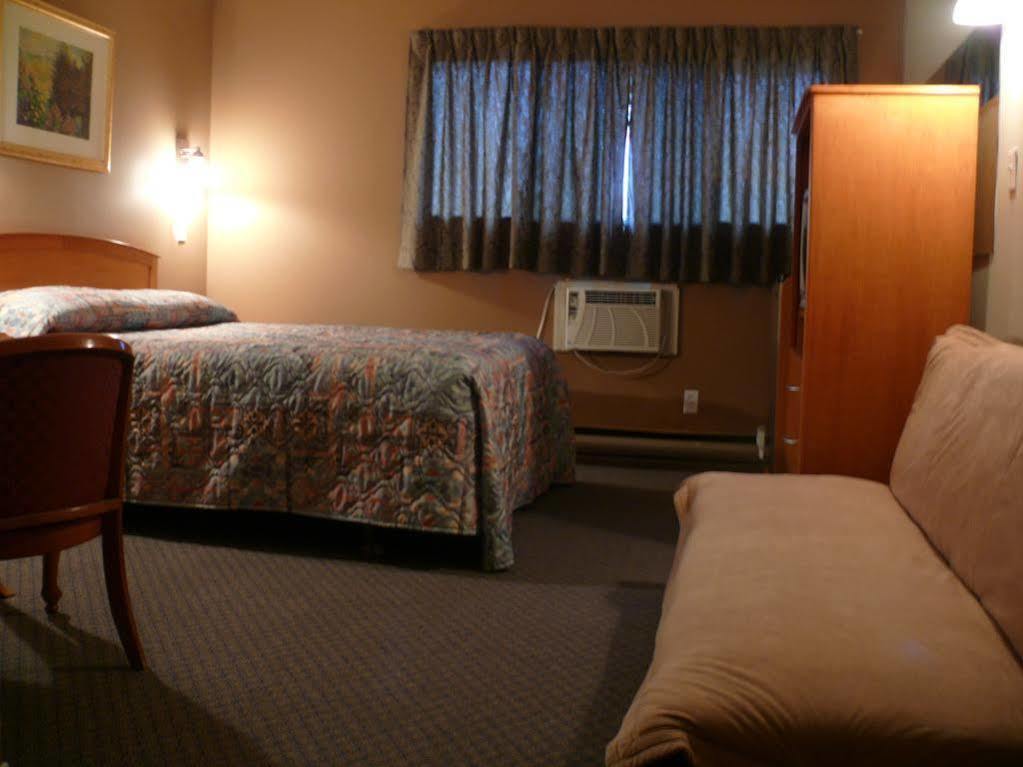 Canadas Best Value Inn Kelowna Luaran gambar