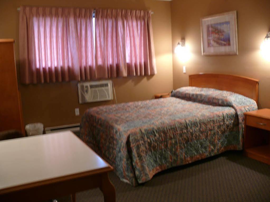 Canadas Best Value Inn Kelowna Luaran gambar