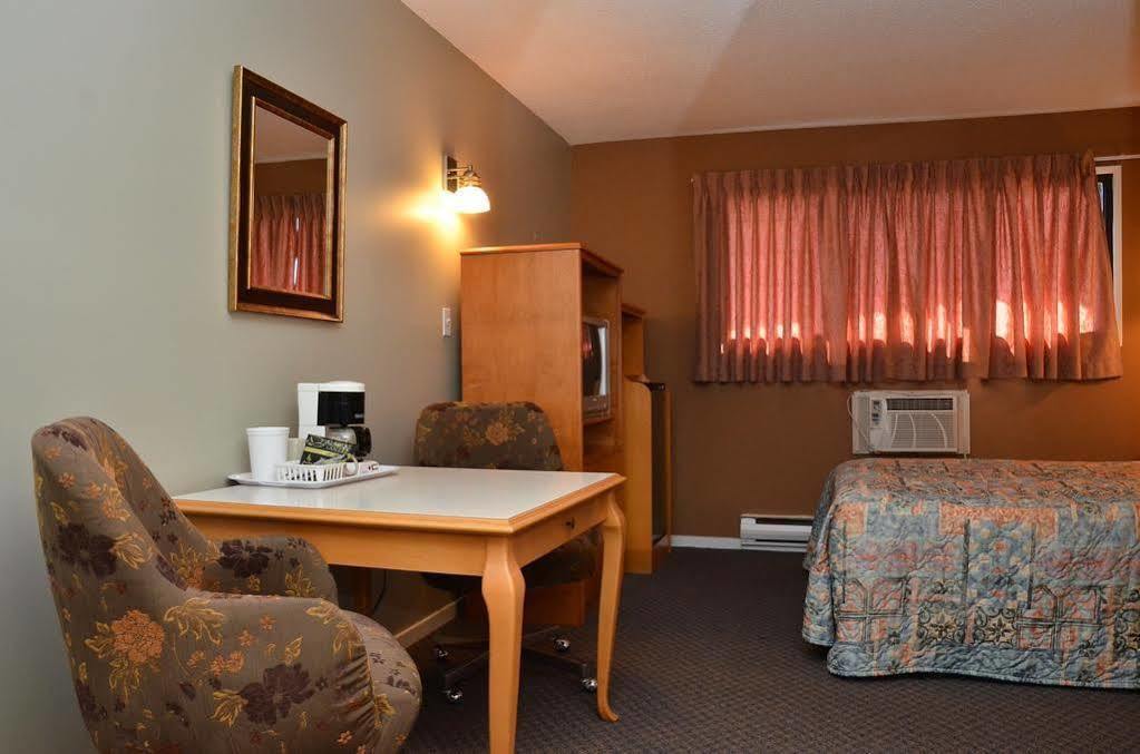 Canadas Best Value Inn Kelowna Luaran gambar